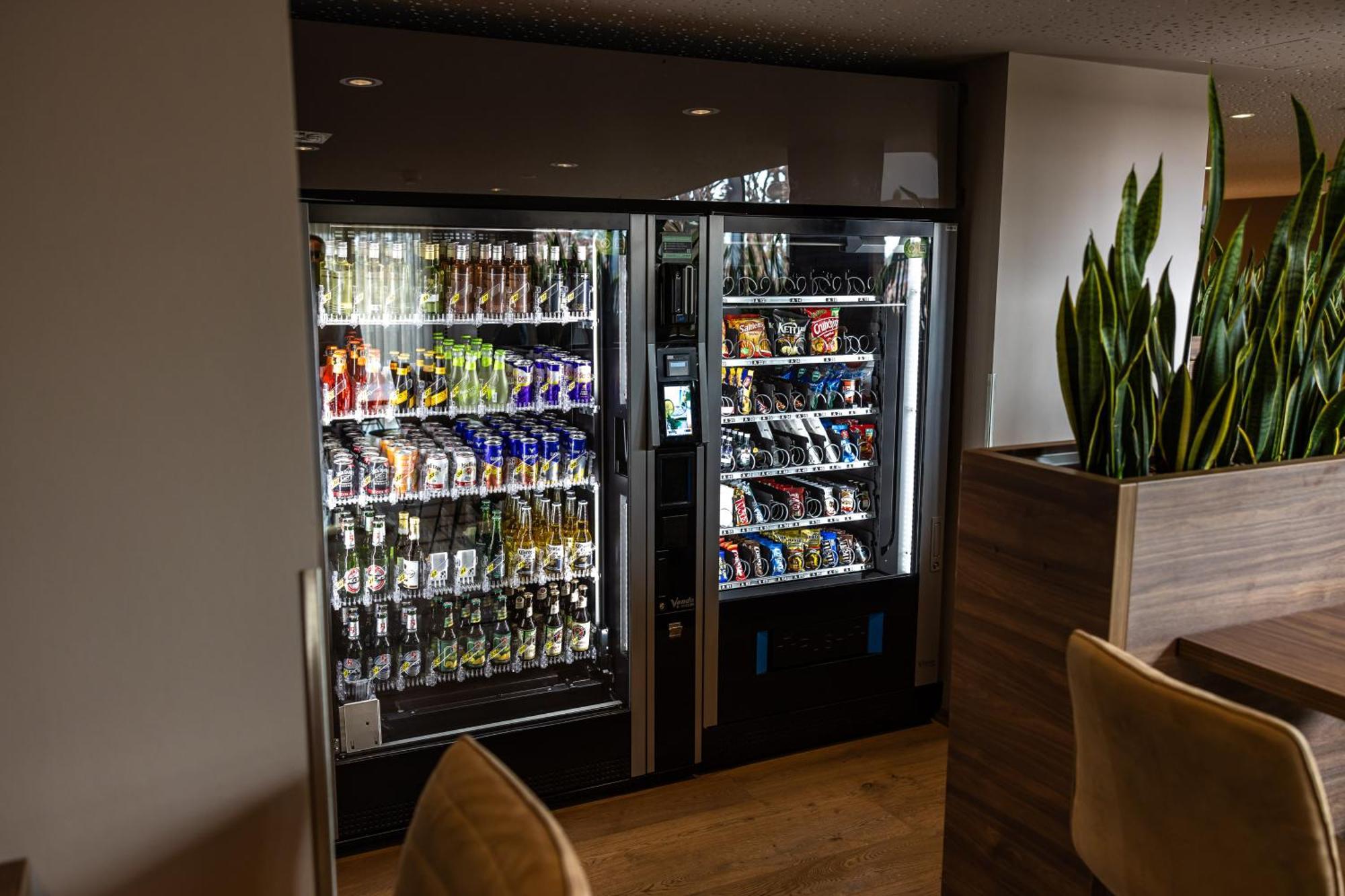 Platzhirsch Living Hotel Kelsterbach Eksteriør billede